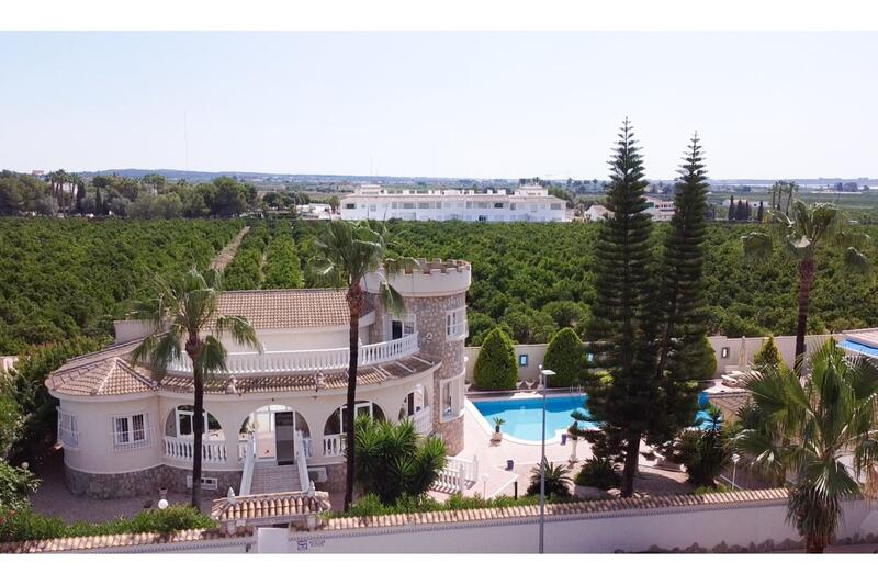 Villa till salu i Ciudad Quesada, Alicante