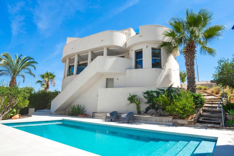 Villa til salgs i Ciudad Quesada, Alicante