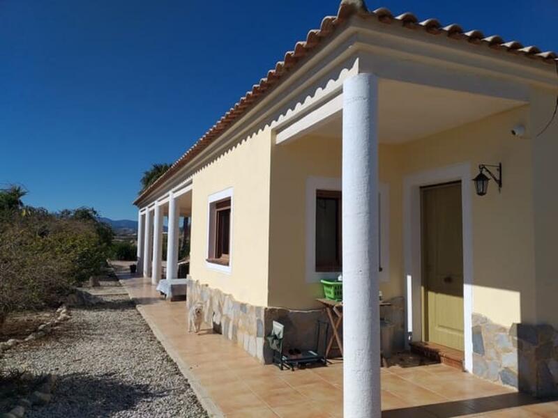 4 bedroom Villa for sale