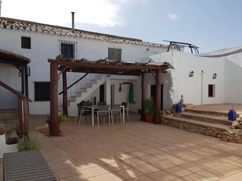 Townhouse for sale in Baza, Granada