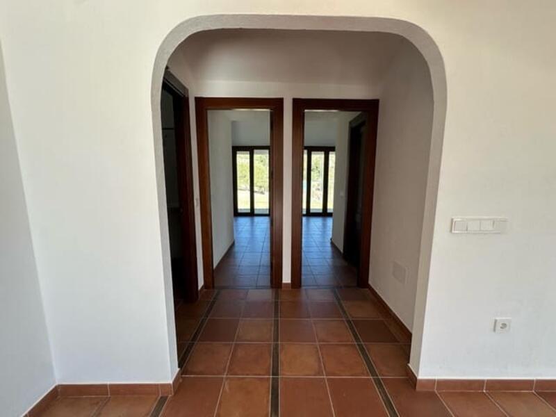 3 Cuarto Villa en venta