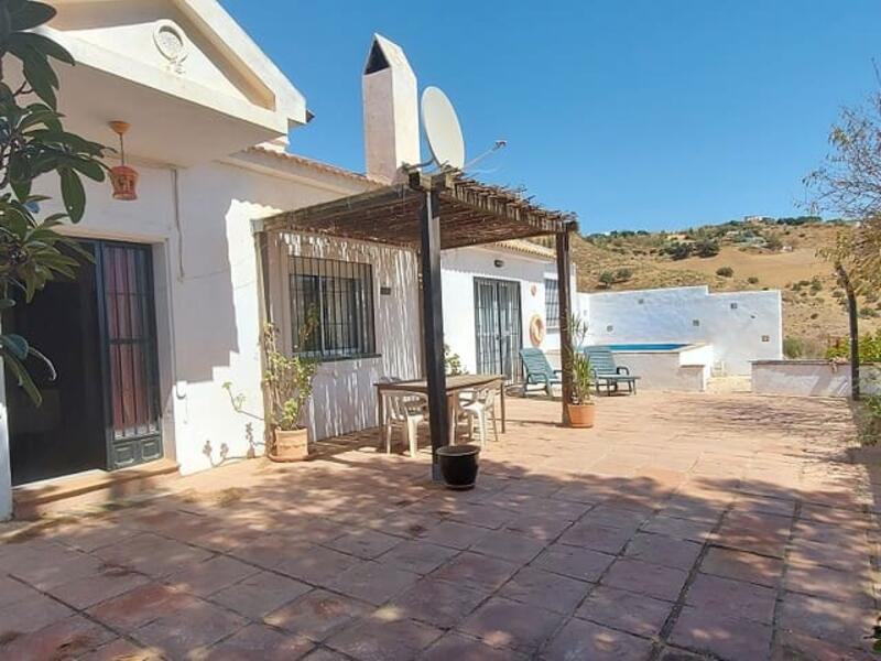 Country House for sale in Villanueva de la Concepcion, Málaga