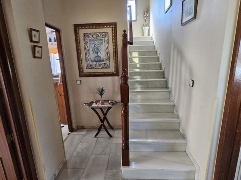 4 Cuarto Villa en venta