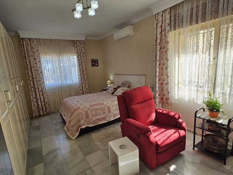 4 Cuarto Villa en venta