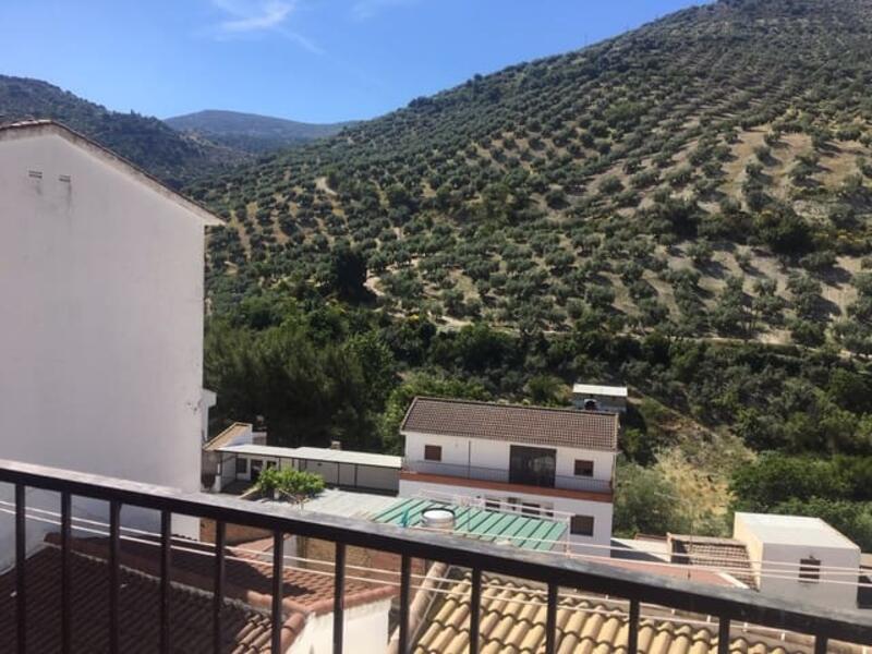 Stadthaus zu verkaufen in Algarinejo, Granada