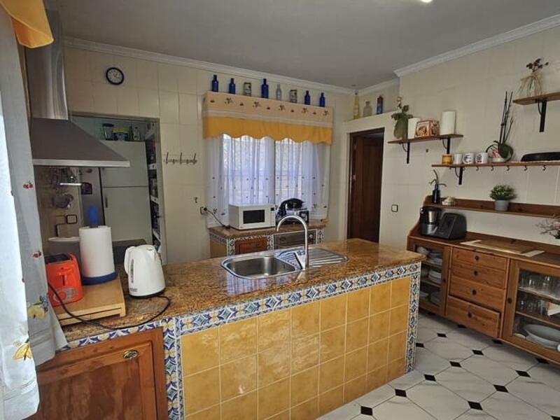 4 Cuarto Villa en venta