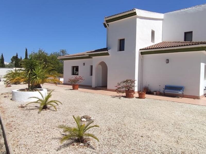 3 bedroom Villa for sale