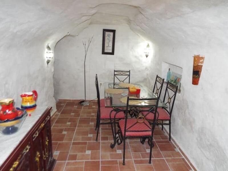 3 Cuarto Casa Cueva en venta