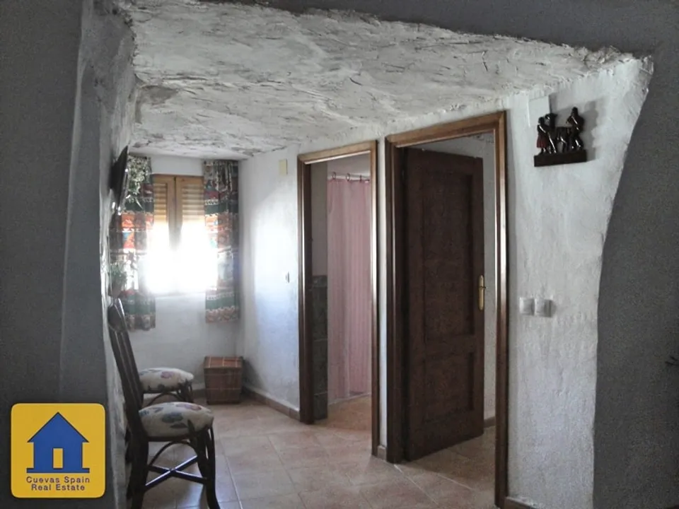 4 Cuarto Casa Cueva en venta