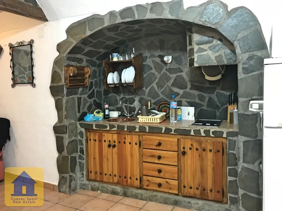 3 bedroom Cave House for sale