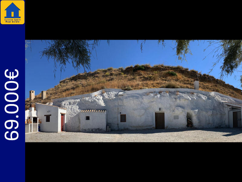 Дом в пещере продается в Galera, Granada