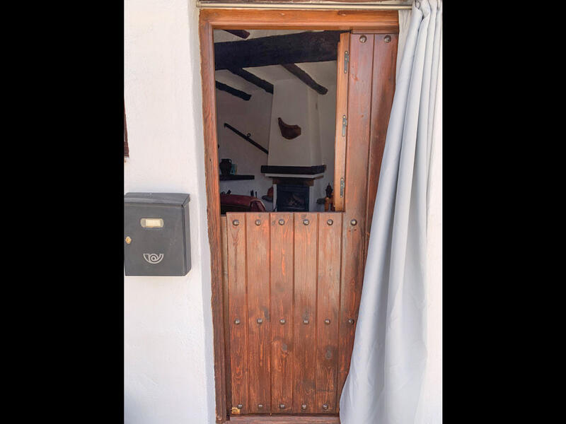 2 chambre Maison Troglodyte à vendre