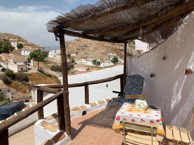 2 chambre Maison Troglodyte à vendre