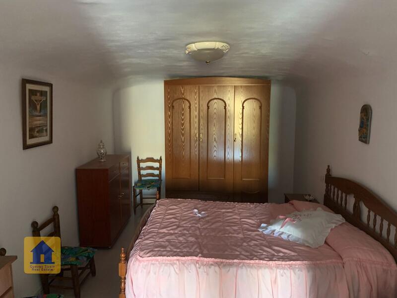 3 chambre Maison Troglodyte à vendre