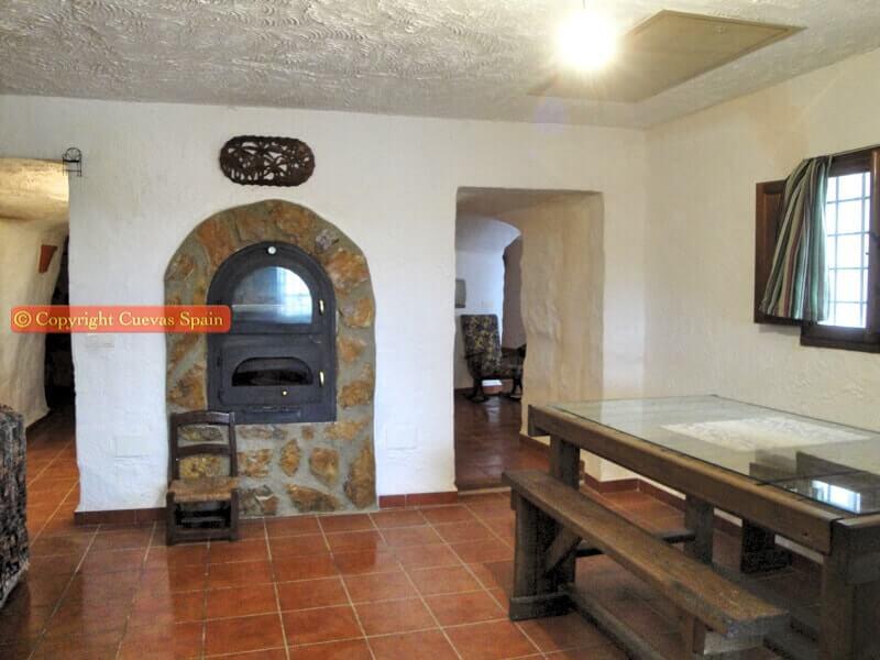 6 bedroom Cave House for sale