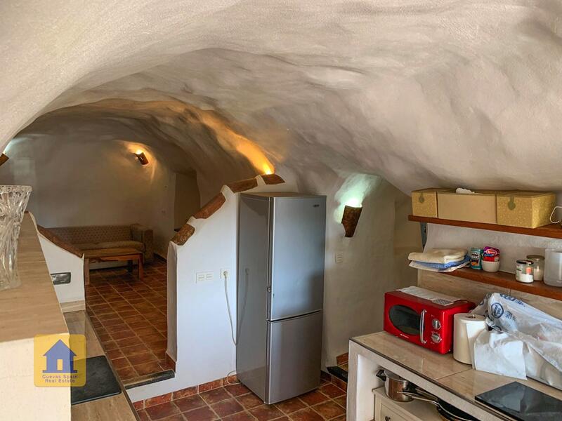 6 bedroom Cave House for sale