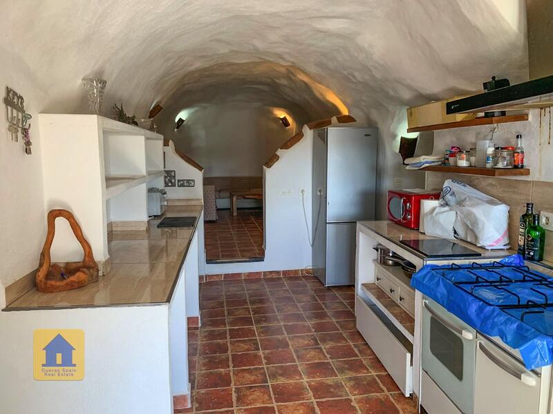 6 bedroom Cave House for sale