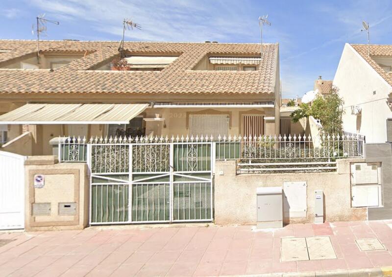 Villa for sale in Los Alcazares, Murcia