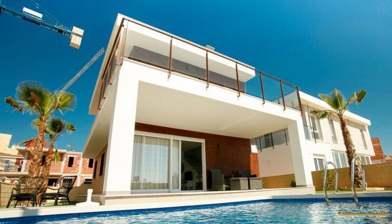 Villa en venta en Gran Alacant, Alicante