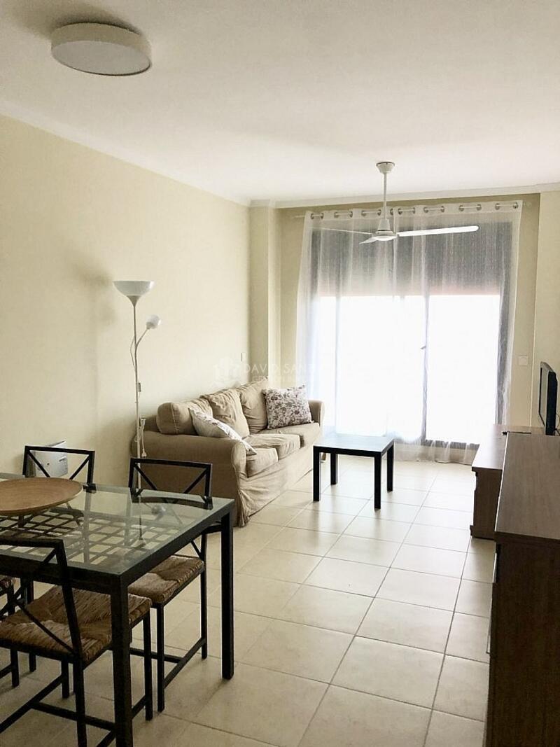 3 bedroom Apartment for Long Term Rent