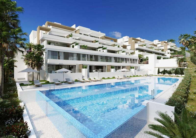 Apartamento en venta en Estepona, Málaga