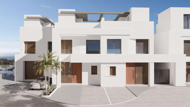 Townhouse for sale in Riviera del Sol, Málaga