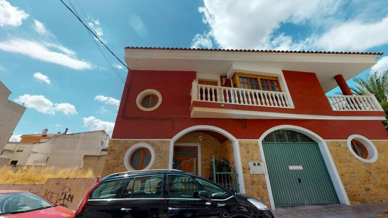 квартира продается в Sax, Alicante