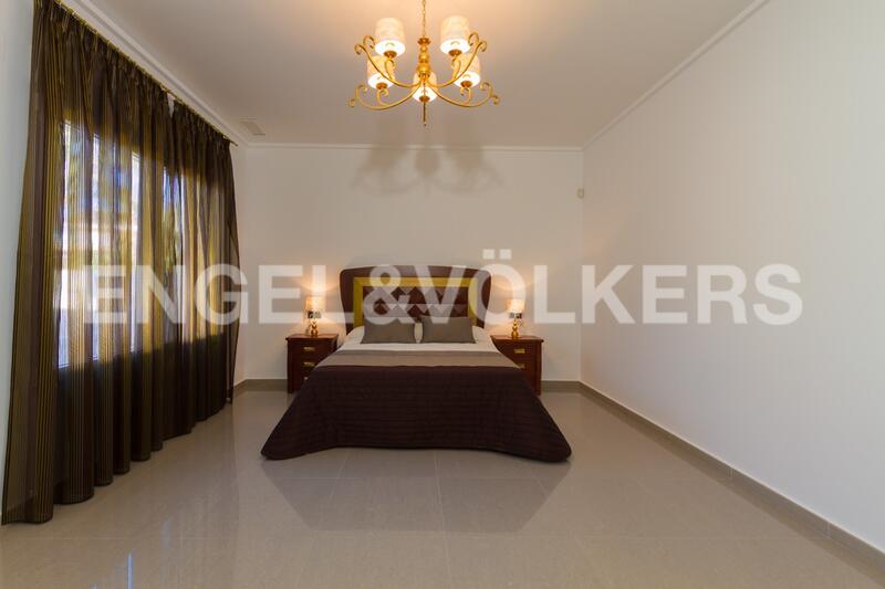 4 Schlafzimmer Villa zu verkaufen