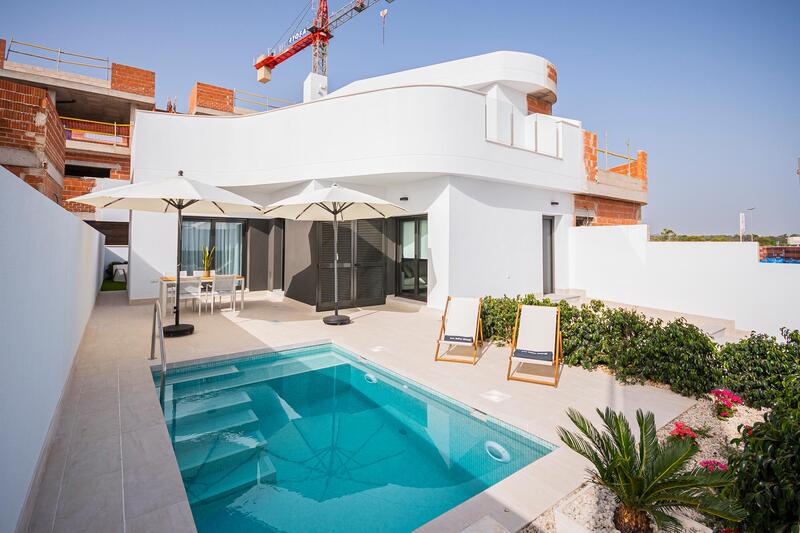 Townhouse for sale in Torrevieja, Alicante