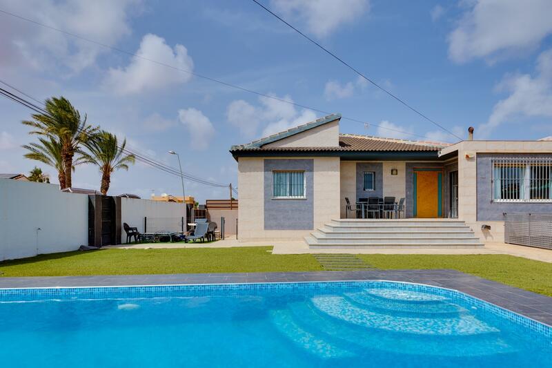 3 bedroom Villa for sale