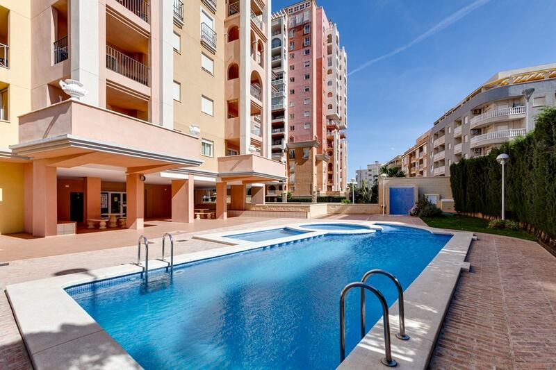 Apartment for sale in Torrevieja, Alicante