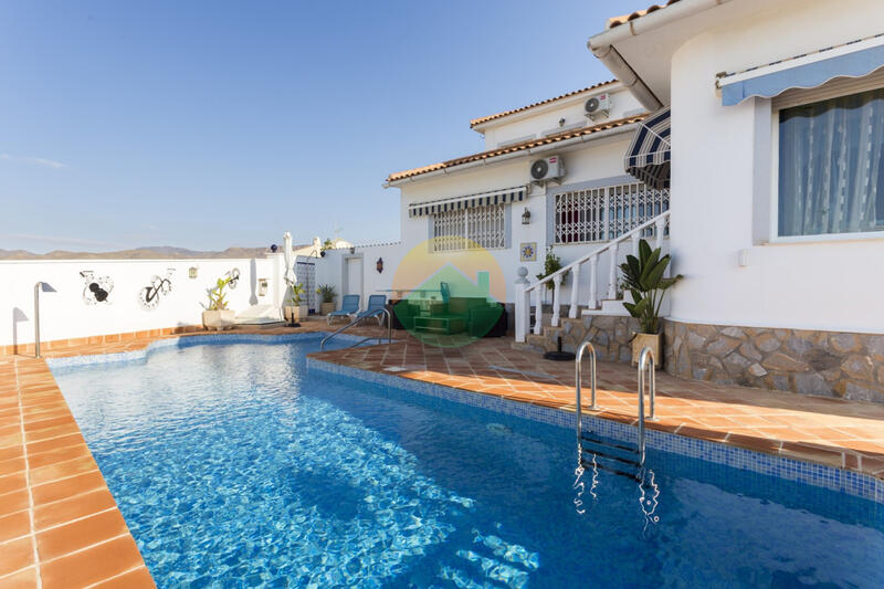 4 bedroom Villa for sale