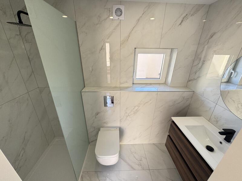4 Cuarto Villa en venta