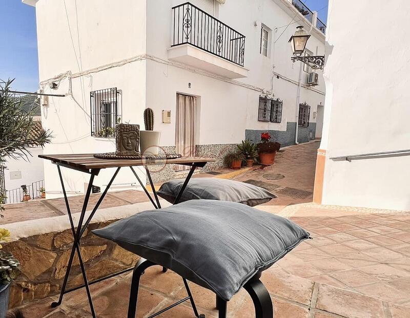 Maison de Ville à louer à long terme dans Torrox, Málaga