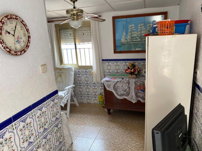 5 Cuarto Casa Cueva en venta