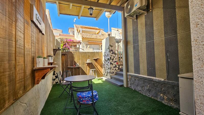 2 Cuarto Villa en venta