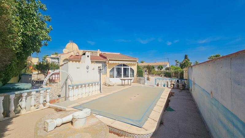 5 bedroom Villa for sale