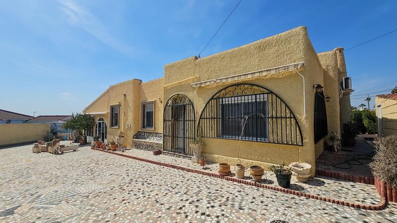 5 Cuarto Villa en venta