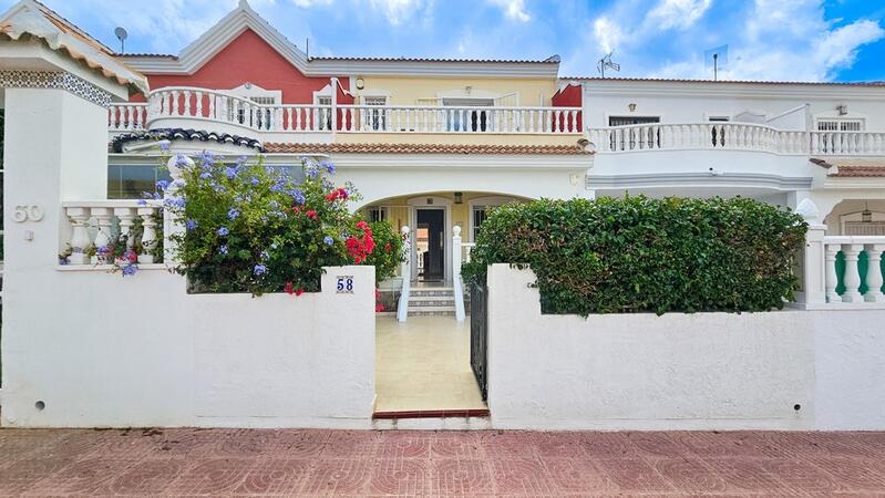 Maison de Ville à vendre dans Benijófar, Alicante