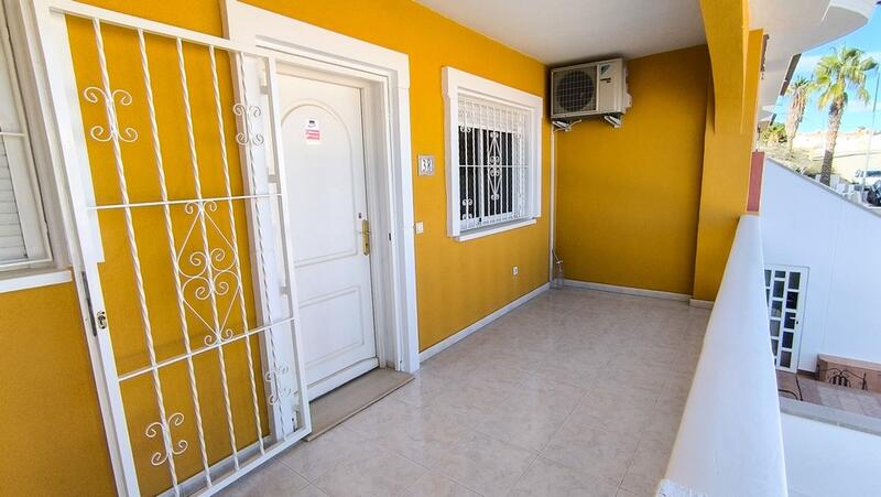 3 bedroom Townhouse for sale