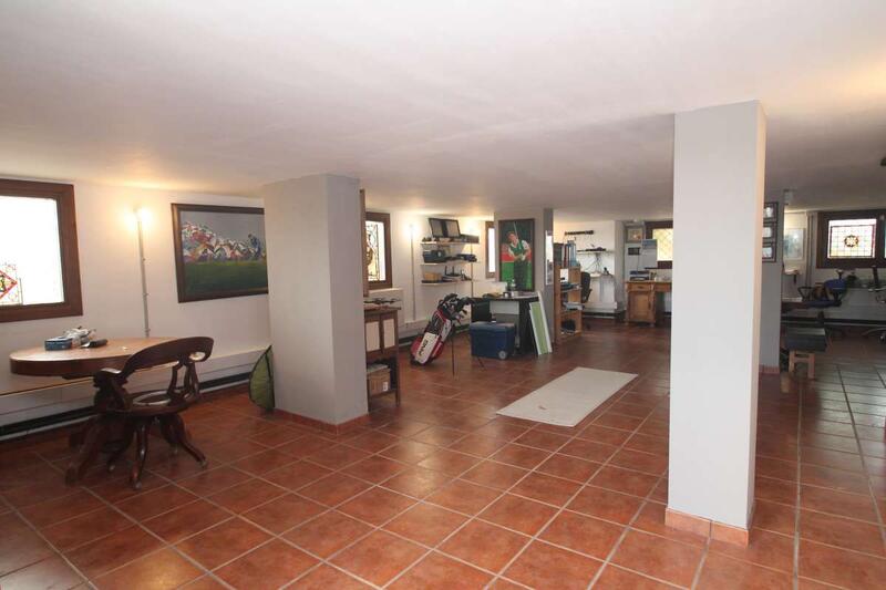 4 Cuarto Villa en venta