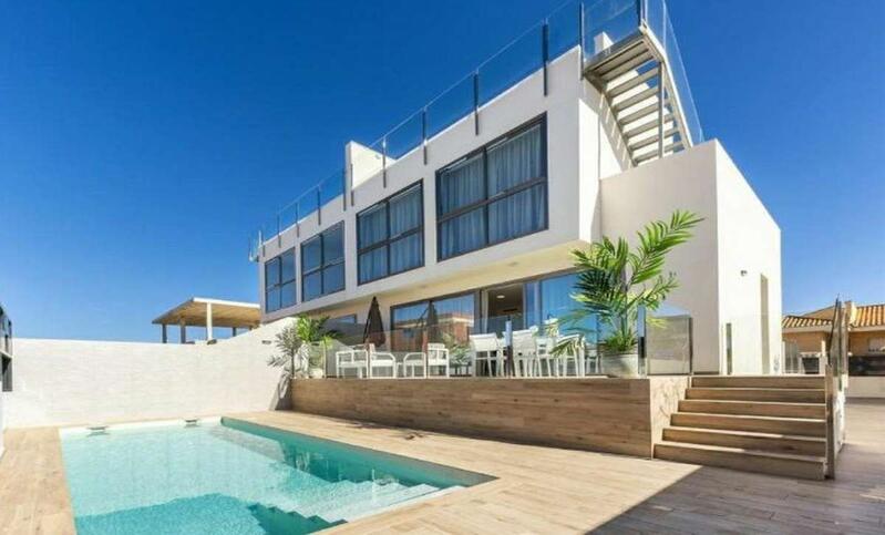 Villa for sale in Cartagena, Murcia