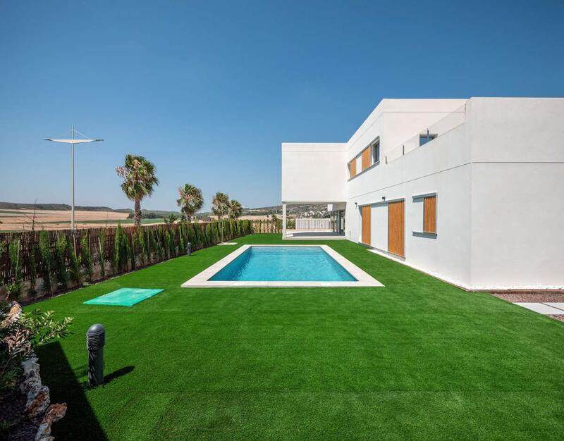 Villa en venta en Algorfa, Alicante