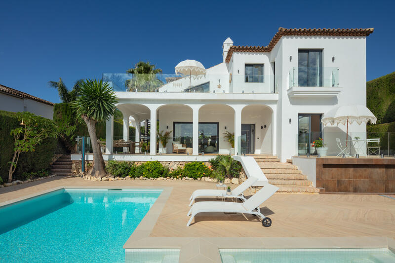 Villa til salgs i Marbella, Málaga