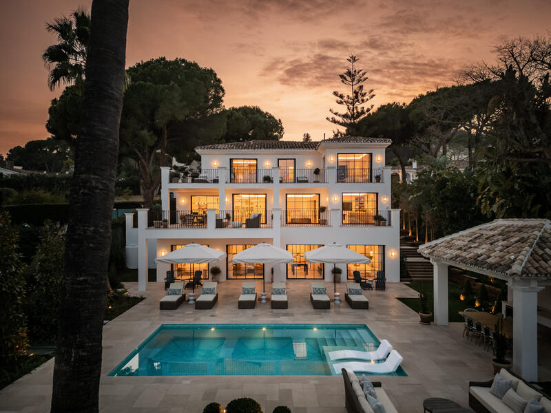 Villa til salg i Marbella, Málaga