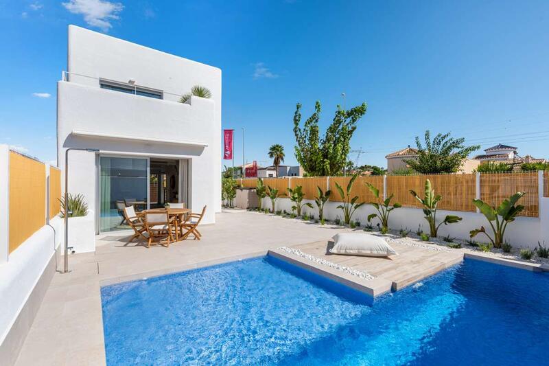 Villa til salgs i San Fulgencio, Alicante