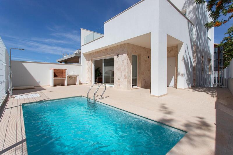 Villa for sale in Hondon de las Nieves, Alicante