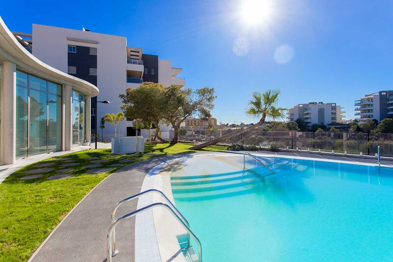 3 Cuarto Apartment en venta en Orihuela Costa, Alicante