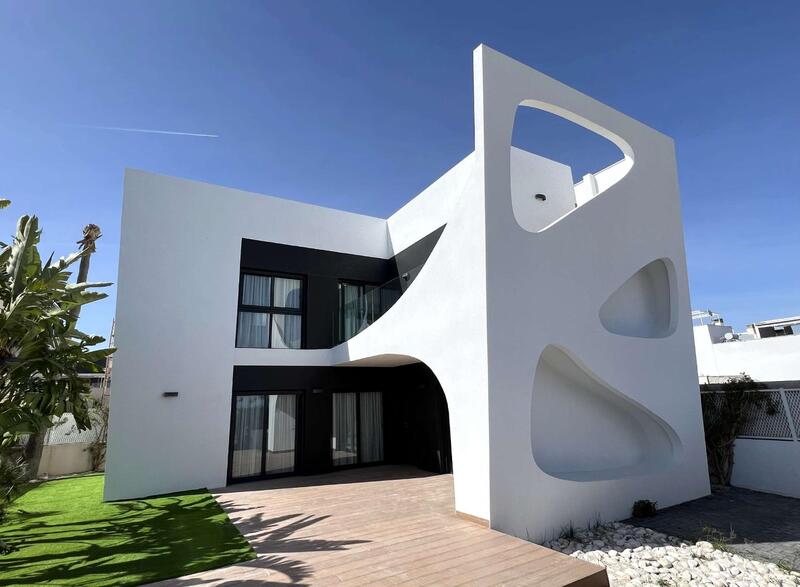 Villa for sale in Rojales, Alicante