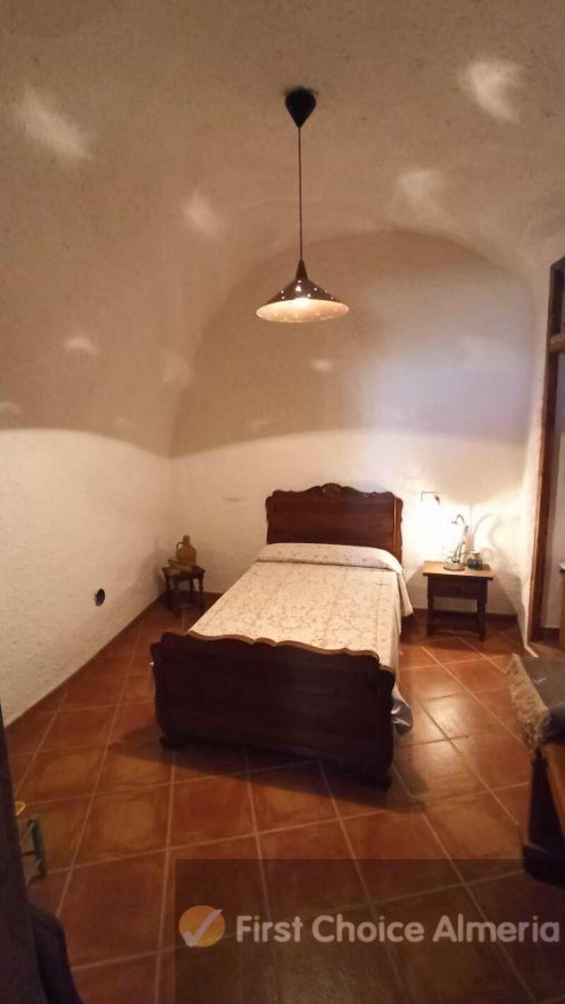 3 Schlafzimmer Landhaus zu verkaufen